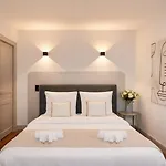 Appartement Arc De Triomphe - Prestige With Lift For 5 *