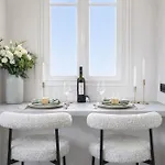 Arc De Triomphe - Prestige With Lift For 5 Paris