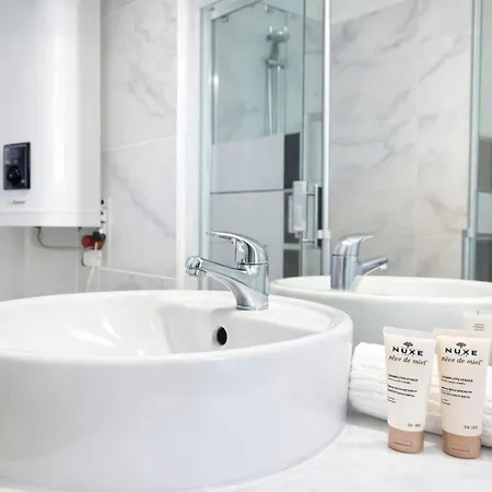 Arc De Triomphe - Prestige With Lift For 5 Apartmán *