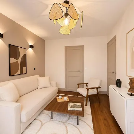 Arc De Triomphe - Prestige With Lift For 5 Paris