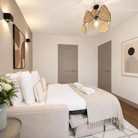 Arc De Triomphe - Prestige With Lift For 5 Paris
