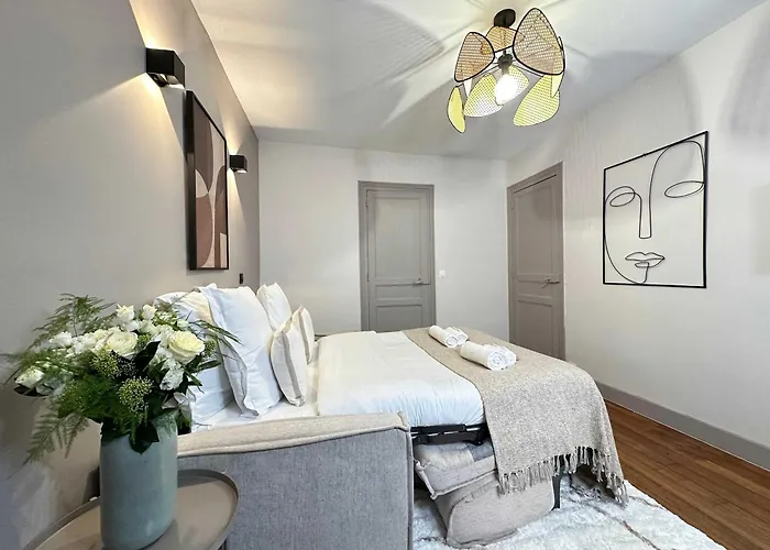 Arc De Triomphe - Prestige With Lift For 5 * Paris